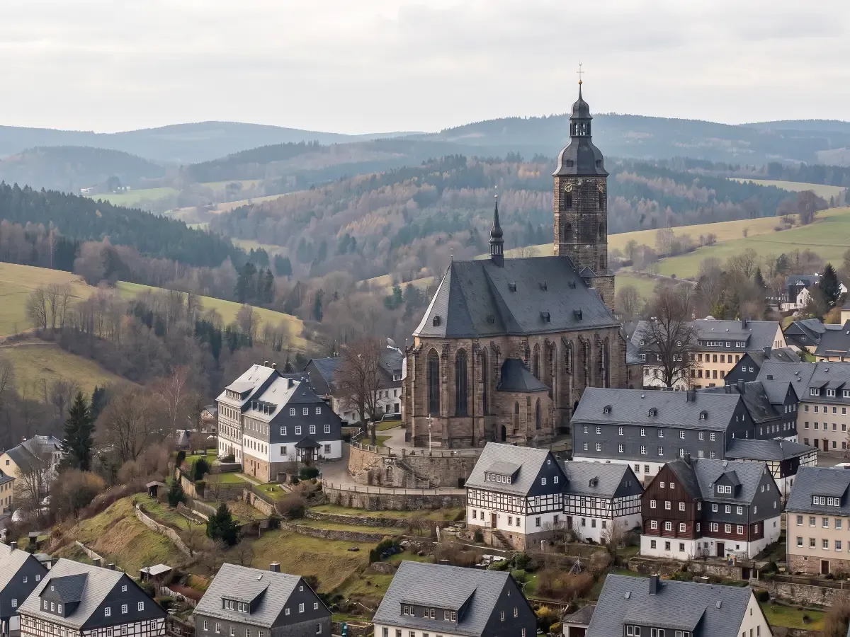 Annaberg-Buchholz mit St. Annenkirche im Erzgebirge